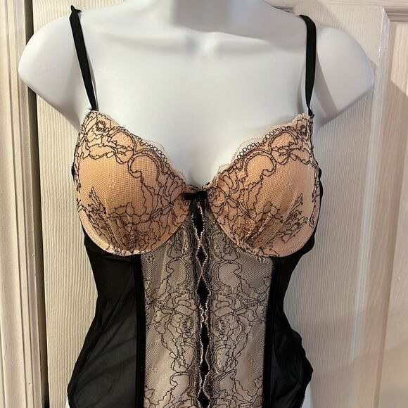 Soprano Lace Bustier corset size L - Picture 2 of 7